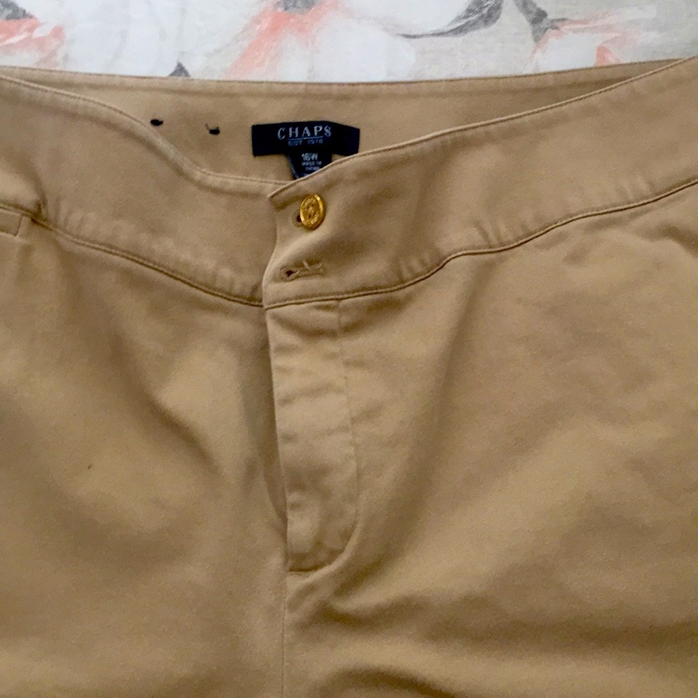 Chaps brand khaki colored business style pants